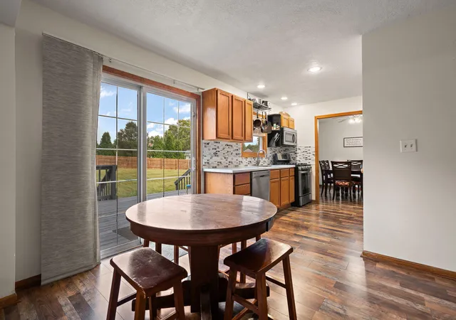 Photo 3 of Single family home for sale at 1611 N Crst View Ln, La Porte, IN 46350 | MLS# 845100 | Listing updated on 2026-09-22
