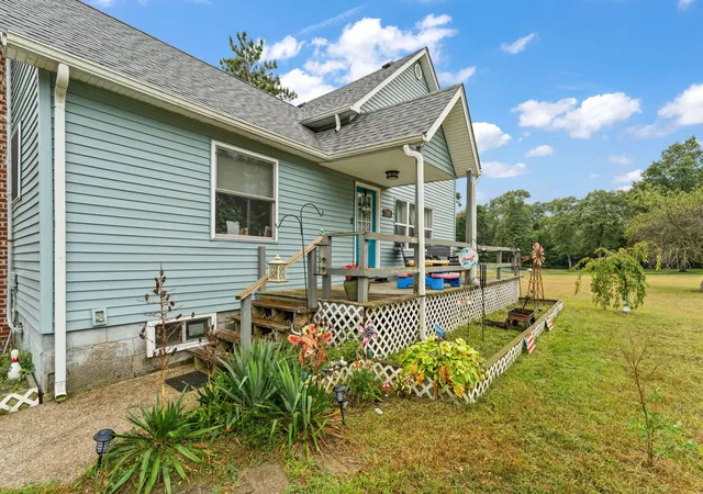 Photo 3 of Sale Pending at 1695 W 400 South, North Judson, IN 46366 | MLS# 845088 | Listing updated on 2026-09-15