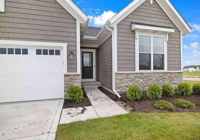 Photo 3 of Single family home for sale at 3857 Lookout Rd, Valparaiso, IN 46385 | MLS# 845098 | Listing updated on 2026-09-10