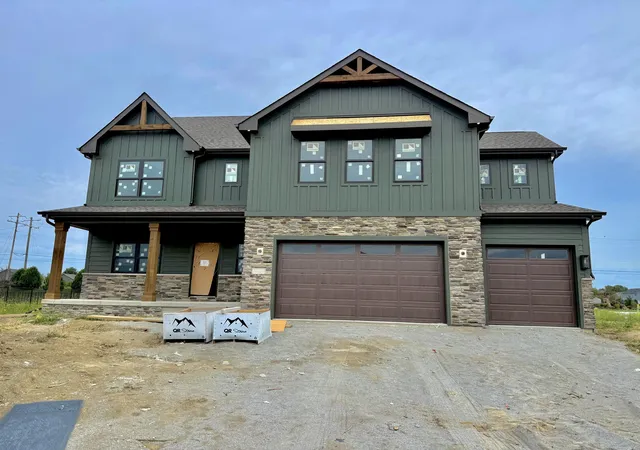 Photo 1 of Single family home for sale at 8302 Wyman Dr, Saint John, IN 46373 | MLS# 845110 | Listing updated on 2026-10-02