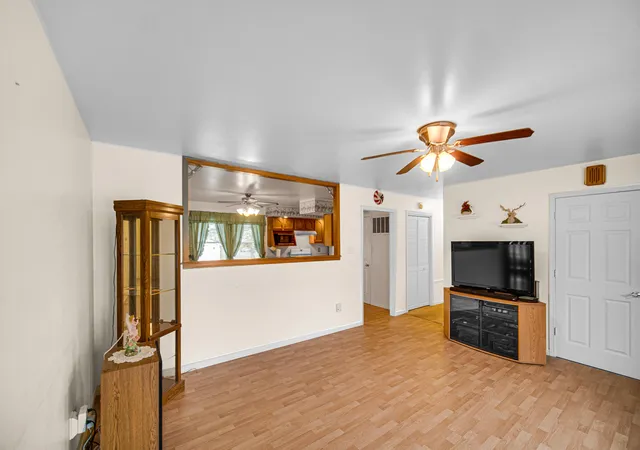 Photo 3 of Sale Pending at 628 Oxbow Rd, Valparaiso, IN 46385 | MLS# 845184 | Listing updated on 2026-09-15