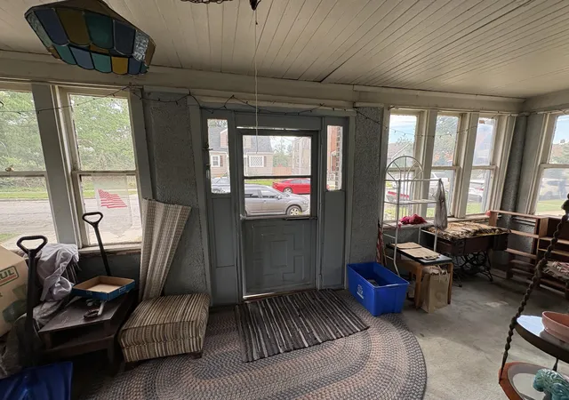 Photo 2 of Sale Pending at 4731 Towle Ave, Hammond, IN 46327 | MLS# 845144 | Listing updated on 2026-09-14