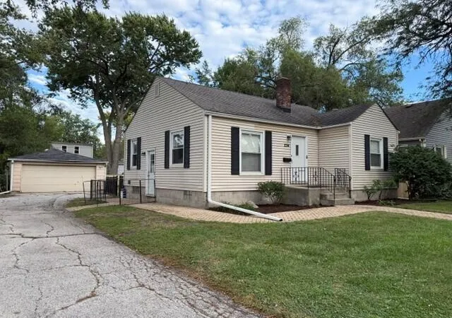 Photo 1 of Sale Pending at 234 S Ridge St, Crown Point, IN 46307 | MLS# 845161 | Listing updated on 2026-09-15