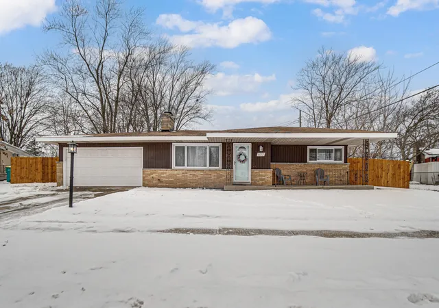 Photo 1 of Single family home for sale at 622 E 54th Avenue, Merrillville, IN 46410 | MLS# 845152 | Listing updated on 2026-09-29