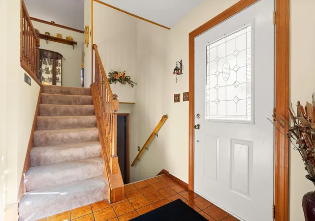 Photo 3 of Single family home for sale at 1403 Boca Lago Dr, Valparaiso, IN 46383 | MLS# 845212 | Listing updated on 2026-09-17