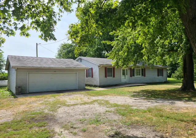 Photo 2 of Sale Pending at 789 County Rd 225 N, Rensselaer, IN 47978 | MLS# 845187 | Listing updated on 2026-09-15