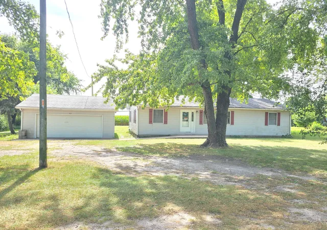 Photo 3 of Sale Pending at 789 County Rd 225 N, Rensselaer, IN 47978 | MLS# 845187 | Listing updated on 2026-09-15
