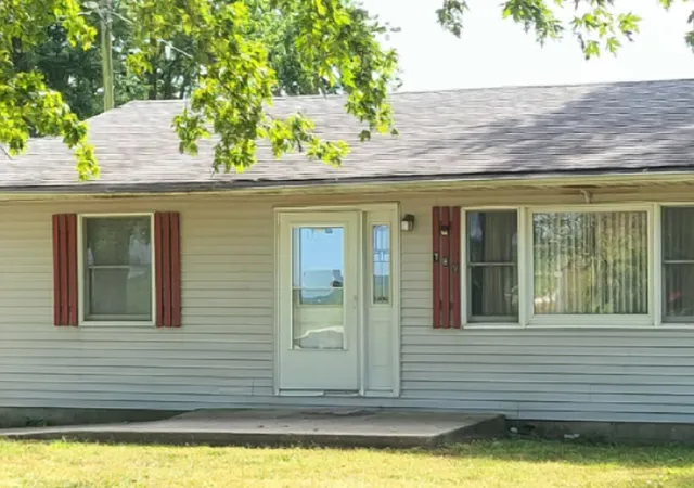 Photo 3 of Sale Pending at 789 County Rd 225 N, Rensselaer, IN 47978 | MLS# 845187 | Listing updated on 2026-09-15