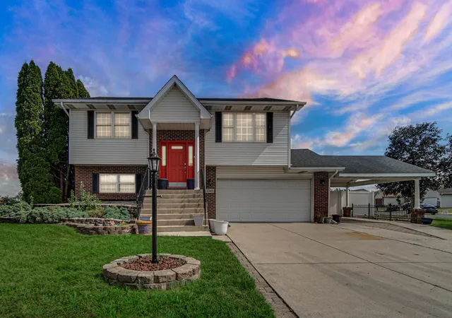 Photo 1 of Single family home for sale at 7581 Murrelet St, Hobart, IN 46342 | MLS# 845309 | Listing updated on 2026-09-15