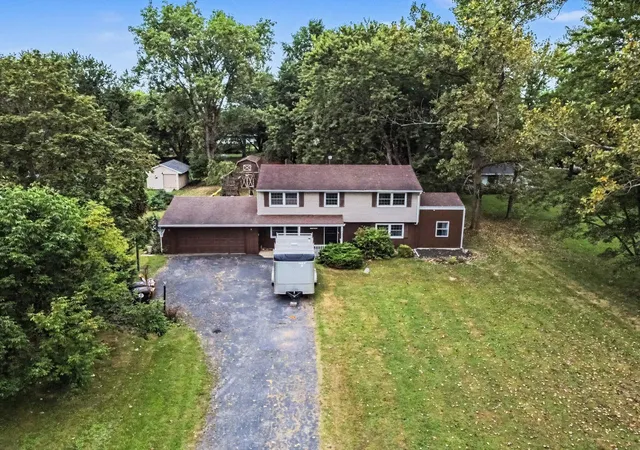 Photo 1 of Single family home for sale at 103 W Division Rd, Valparaiso, IN 46385 | MLS# 845226 | Listing updated on 2026-09-12