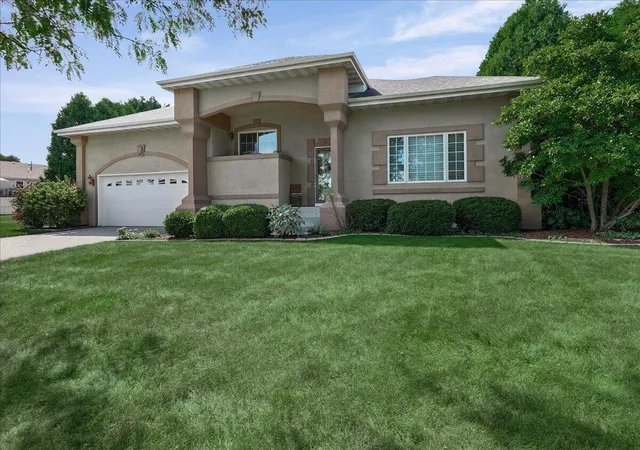 Photo 3 of Sale Pending at 1315 Westbrook Dr, Crown Point, IN 46307 | MLS# 845268 | Listing updated on 2026-09-19