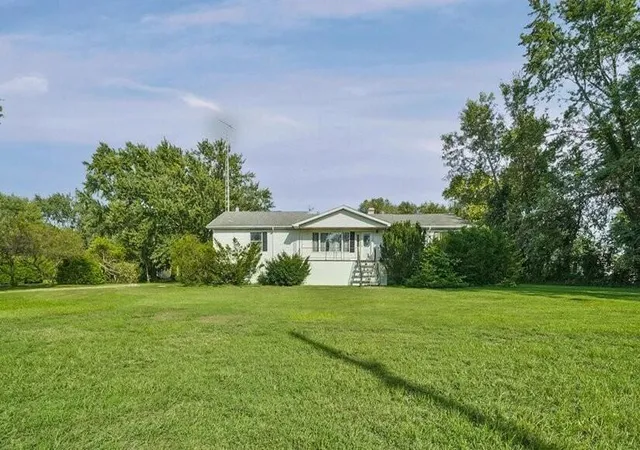 Photo 3 of Single family home for sale at 541 N County Line Rd, Hobart, IN 46342 | MLS# 845225 | Listing updated on 2026-09-14