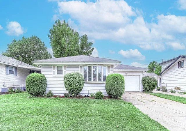 Single family home for sale at 6286 California St, Hobart, IN 46342 | MLS# 845382