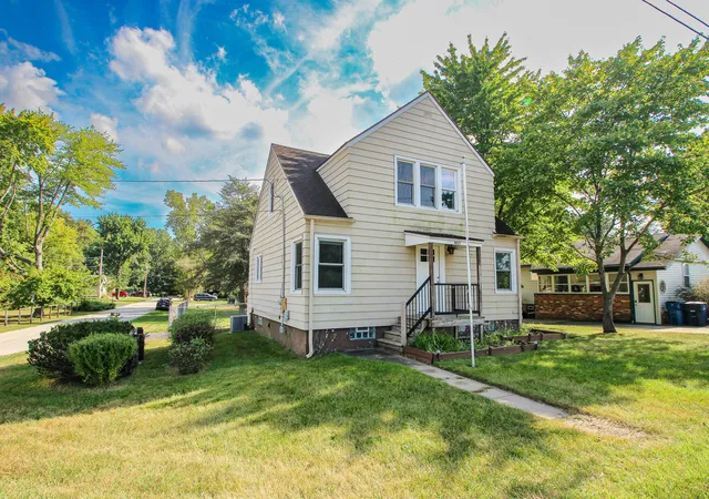 Photo 1 of Single family home for sale at 4825 Us 12, Michigan City, IN 46360 | MLS# 845363 | Listing updated on 2026-09-15