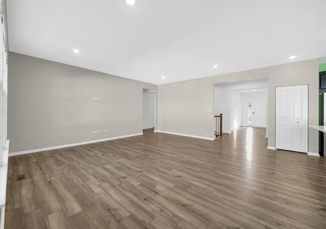 Photo 2 of Single family home for sale at 11110 Alabama Pl, Crown Point, IN 46307 | MLS# 845320 | Listing updated on 2026-09-15