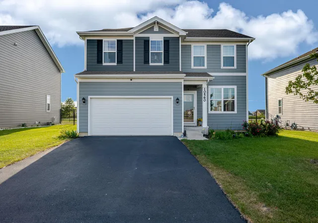 Photo 1 of Single family home for sale at 10560 Azalea Dr, Crown Point, IN 46307 | MLS# 845317 | Listing updated on 2026-09-15