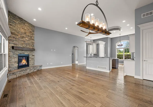 Photo 4 of Single family home for sale at 1350 Treviso Bay Dr, Valparaiso, IN 46385 | MLS# 845368 | Listing updated on 2026-09-15