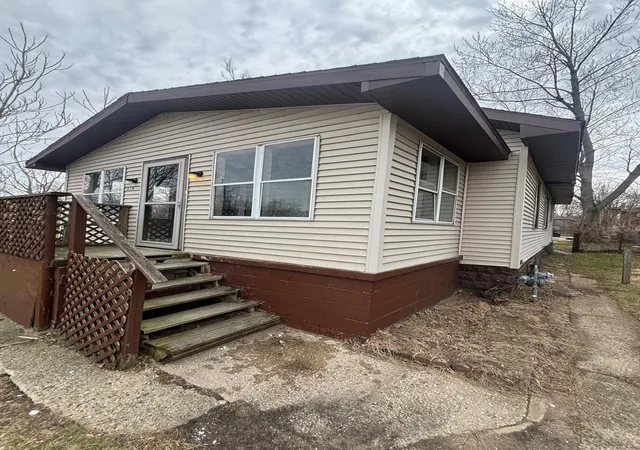 Photo 2 of Single family home for sale at 519 Union St, Michigan City, IN 46360 | MLS# 845380 | Listing updated on 2026-09-15