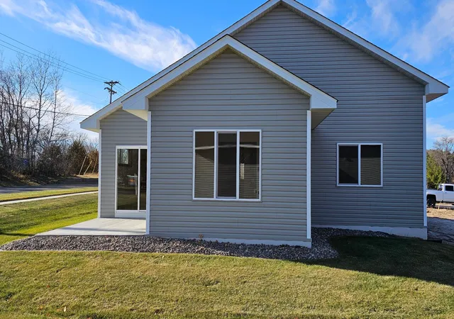 Photo 3 of Sale Pending at 3102 Zuni Way NW, Anoka, MN 55303 | MLS# 6595173 | Listing updated on 2026-09-14