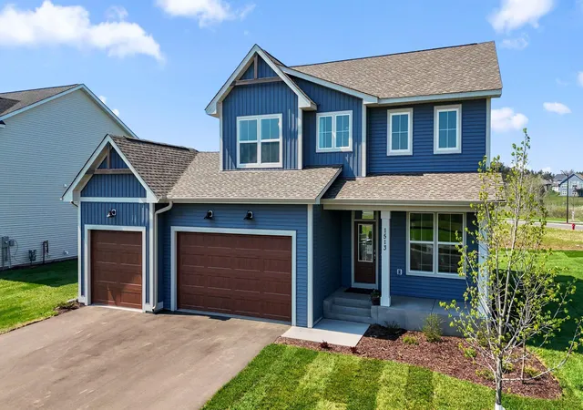 Photo 2 of Single family home for sale at 1513 Creekwood Dr, New Richmond, WI 54017 | MLS# 6689839 | Listing updated on 2026-09-11