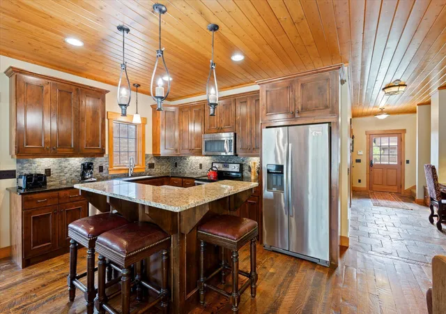 Photo 4 of Single family home for sale at 11460 Lynn Boyd Way #Cottage 1 Fraction 3, Crosslake, MN 56442 | MLS# 6722107 | Listing updated on 2026-09-08