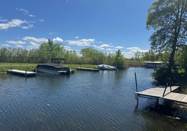 Photo 3 of Single family home for sale at 39872 E Moose Ln, Wahkon, MN 56386 | MLS# 6725482 | Listing updated on 2026-09-15