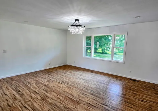Photo 4 of Single family home for sale at 229 E Oak St, Tyler, MN 56178 | MLS# 6757260 | Listing updated on 2026-09-13