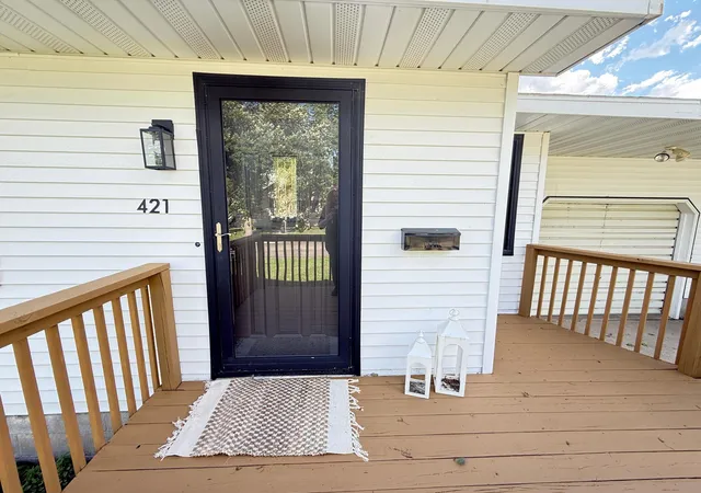 Photo 3 of Single family home for sale at 421 9th Ave, Madison, MN 56256 | MLS# 6780881 | Listing updated on 2026-09-12