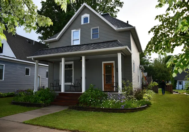 Photo 1 of Sale Pending at 719 Horace Ave N, Thief River Falls, MN 56701 | MLS# 6781115 | Listing updated on 2026-09-28