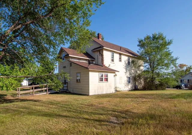 Photo 3 of Multi family home for sale at 423 1st Street Nw, Cass Lake, MN 56633 | MLS# 6786479 | Listing updated on 2026-09-10