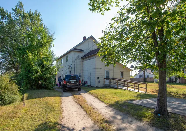 Photo 3 of House for sale at 423 1st Street NW, Cass Lake, MN 56633 | MLS# 6786479 | Listing updated on 2026-09-10