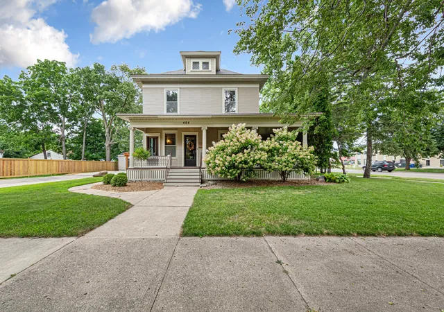 Photo 3 of Single family home for sale at 404 3rd Street Nw, Faribault, MN 55021 | MLS# 6790432 | Listing updated on 2026-09-15
