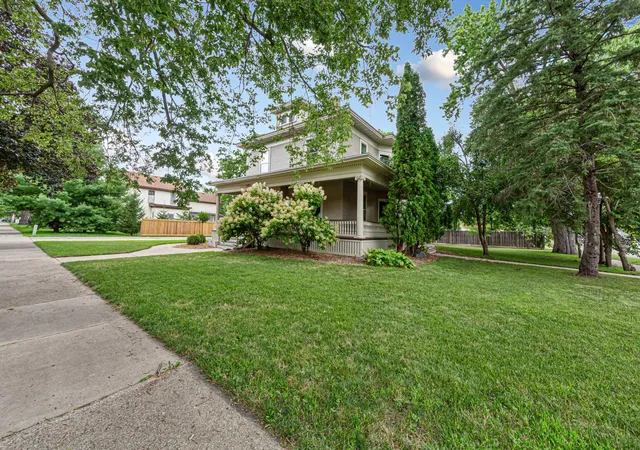 Photo 3 of Single family home for sale at 404 3rd Street NW, Faribault, MN 55021 | MLS# 6790432 | Listing updated on 2026-10-29