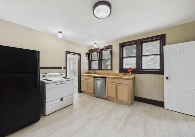Photo 4 of Single family home for sale at 1813 1st Avenue, Anoka, MN 55303 | MLS# 6793063 | Listing updated on 2026-09-15
