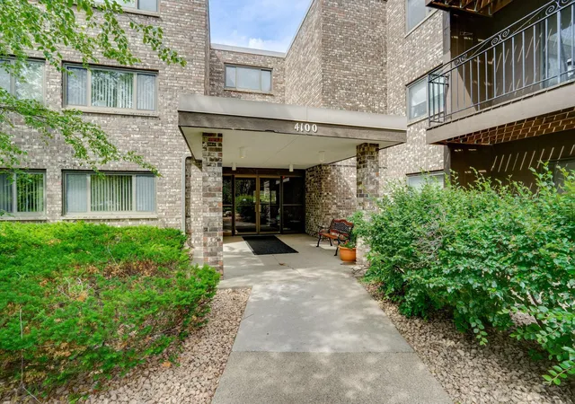 Photo 3 of Sale Pending at 4100 Parklawn Ave #201, Minneapolis, MN 55435 | MLS# 6808728 | Listing updated on 2026-09-10