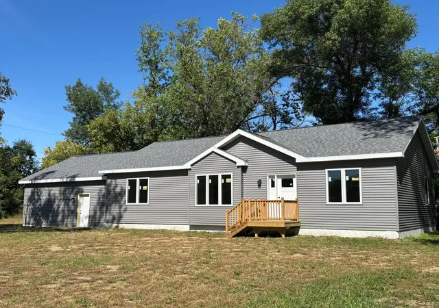 Photo 1 of Single family home for sale at 208 Spruce St Ne, Cass Lake, MN 56633 | MLS# 6809848 | Listing updated on 2026-09-10