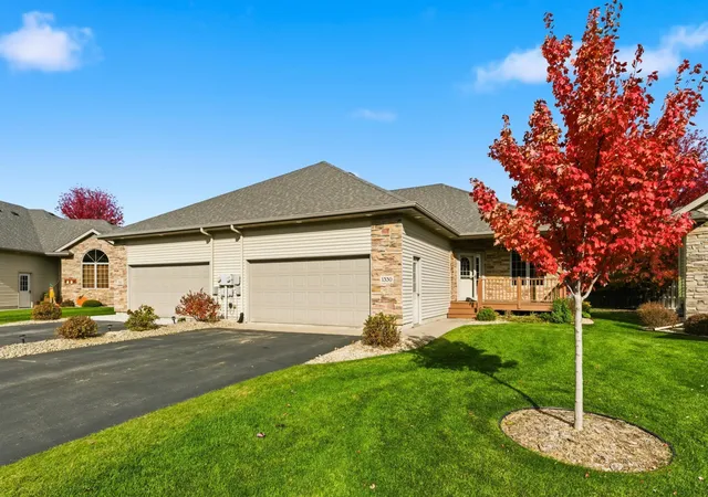 Photo 2 of Sale Pending at 1330 N 10th Street, Lake City, MN 55041 | MLS# 6810366 | Listing updated on 2026-09-11