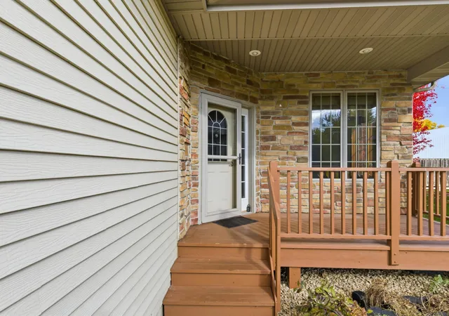 Photo 3 of Sale Pending at 1330 N 10th Street, Lake City, MN 55041 | MLS# 6810366 | Listing updated on 2026-09-11