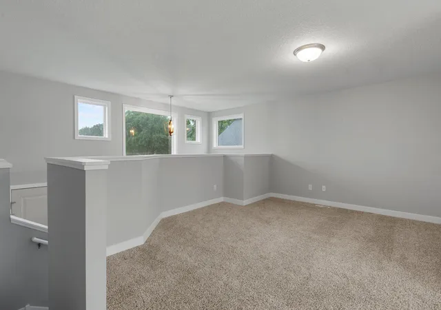 Photo 3 of Single family home for sale at 337 Ridge Road, Le Sueur, MN 56058 | MLS# 6814912 | Listing updated on 2026-09-10