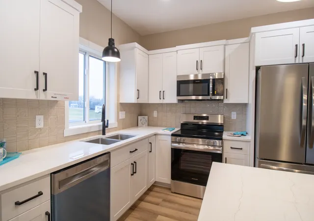 Photo 3 of Single family home for sale at 870 Bucknell Ln Se, Stewartville, MN 55976 | MLS# 6820157 | Listing updated on 2026-09-15