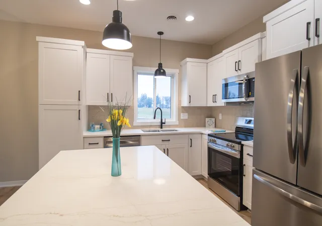 Photo 4 of Single family home for sale at 870 Bucknell Ln SE, Stewartville, MN 55976 | MLS# 6820157 | Listing updated on 2026-10-06