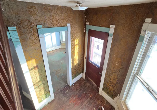 Photo 3 of Single family home for sale at 315 W Newburg Ave, Mabel, MN 55954 | MLS# 6824368 | Listing updated on 2026-09-15