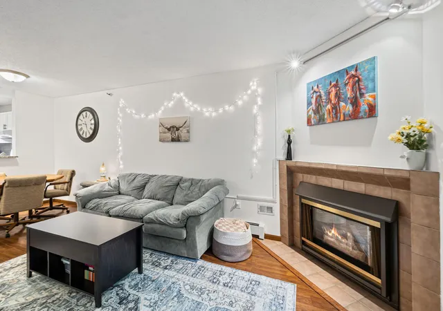 Listing Photo 5 - Condo for sale in building located at 7618 York Ave S, Edina, MN 55435 - Unit #1218