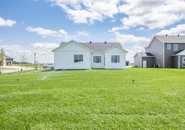 Photo 3 of Single family home for sale at 8319 59 Street S, Horace, ND 58047 | MLS# 7006760 | Listing updated on 2026-09-14