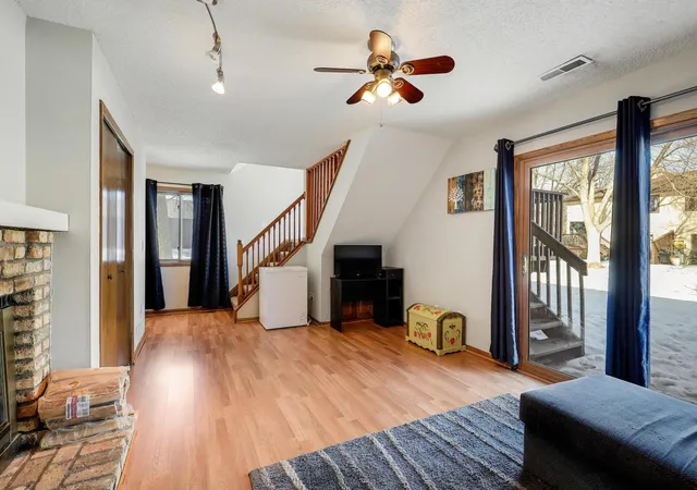 Photo 4 of Single family home for sale at 8525 Maplebrook Pkwy N, Minneapolis, MN 55445 | MLS# 7018422 | Listing updated on 2026-09-15