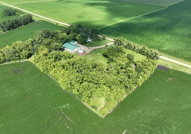 Photo 2 of Single family home for sale at 6045 50th Avenue Nw, Montevideo, MN 56265 | MLS# 7026561 | Listing updated on 2026-09-15