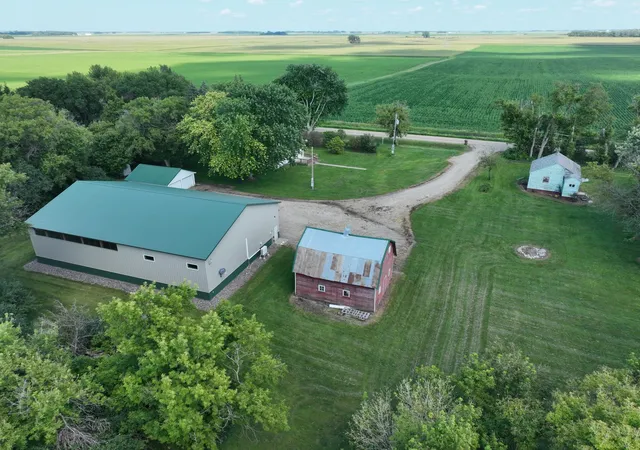 Photo 3 of Single family home for sale at 6045 50th Avenue Nw, Montevideo, MN 56265 | MLS# 7026561 | Listing updated on 2026-09-15