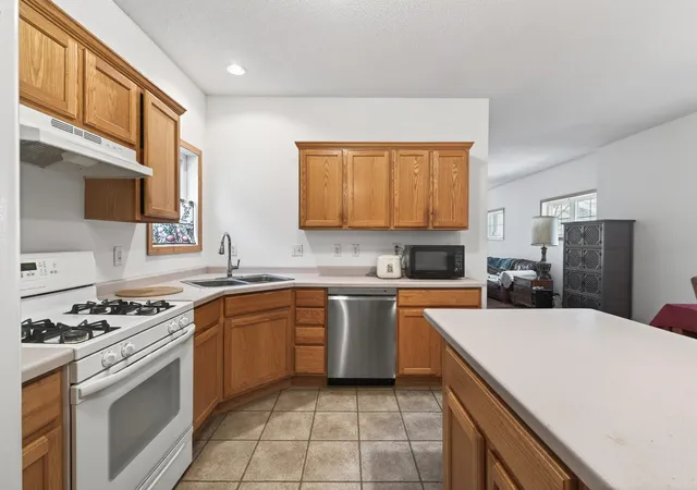 Photo 3 of Sale Pending at 2897 Mark Twain Dr, Chaska, MN 55318 | MLS# 7029318 | Listing updated on 2026-09-15