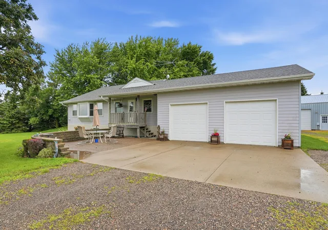 Photo 3 of Single family home for sale at 38018 260th Street, Arlington, MN 55307 | MLS# 7029949 | Listing updated on 2026-09-11