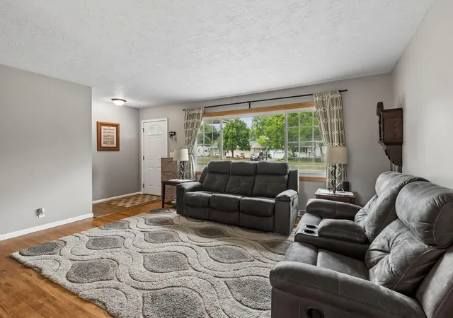 Photo 3 of Single family home for sale at 3013 63rd Avenue N, Minneapolis, MN 55429 | MLS# 7035986 | Listing updated on 2026-09-14